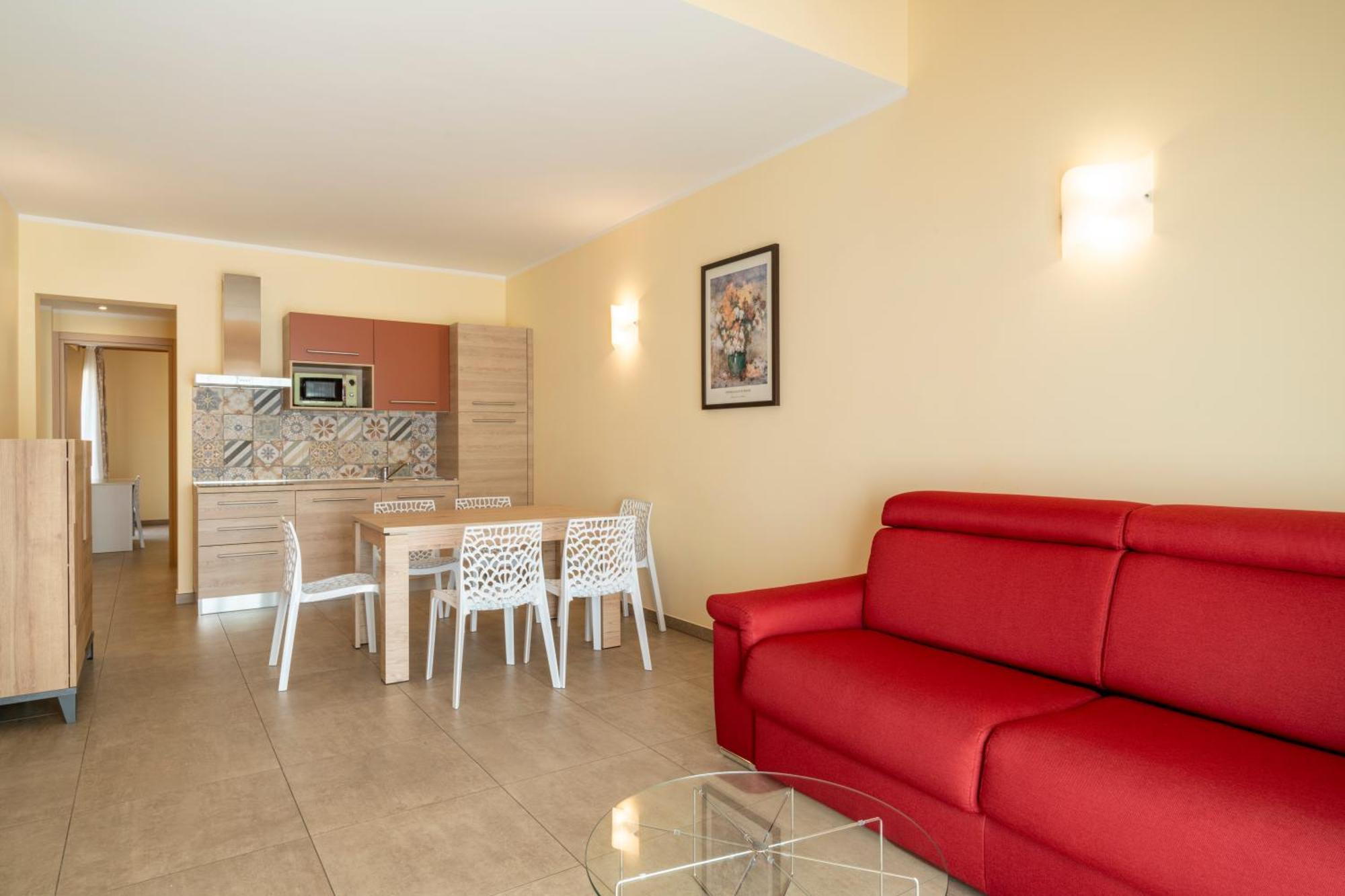 Aparthotel Dany Con Cucina Vista Piscina E Parcheggio 3*