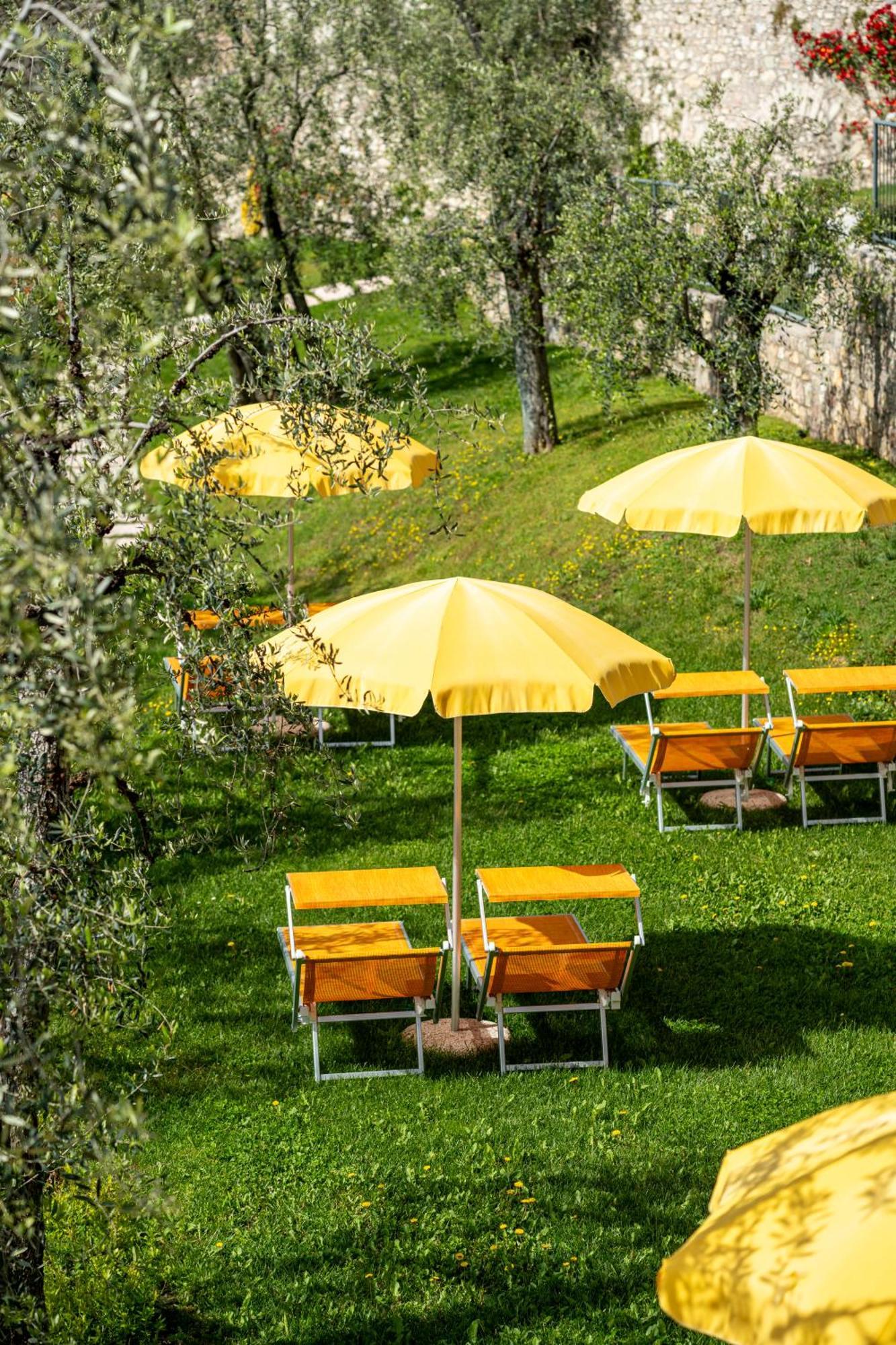 Dany Con Cucina Vista Piscina E Parcheggio Aparthotel 3*